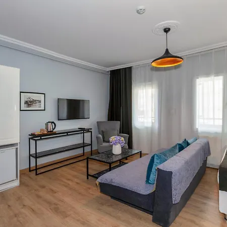 Lavanta Ξενοδοχείο 3*